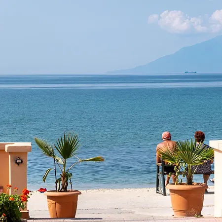 Ξενοδοχείο με διαμερίσματα Waterside *